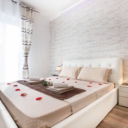 Residenza Larissa Luxury 1 Apartman Verona Kültér fotó